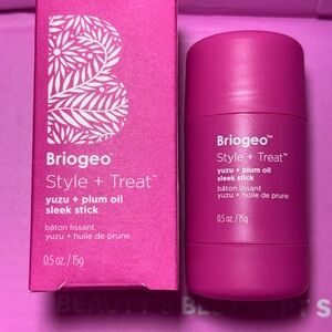 Briogeo Style + Treat Yuzu Plum Oil Stick in Pink